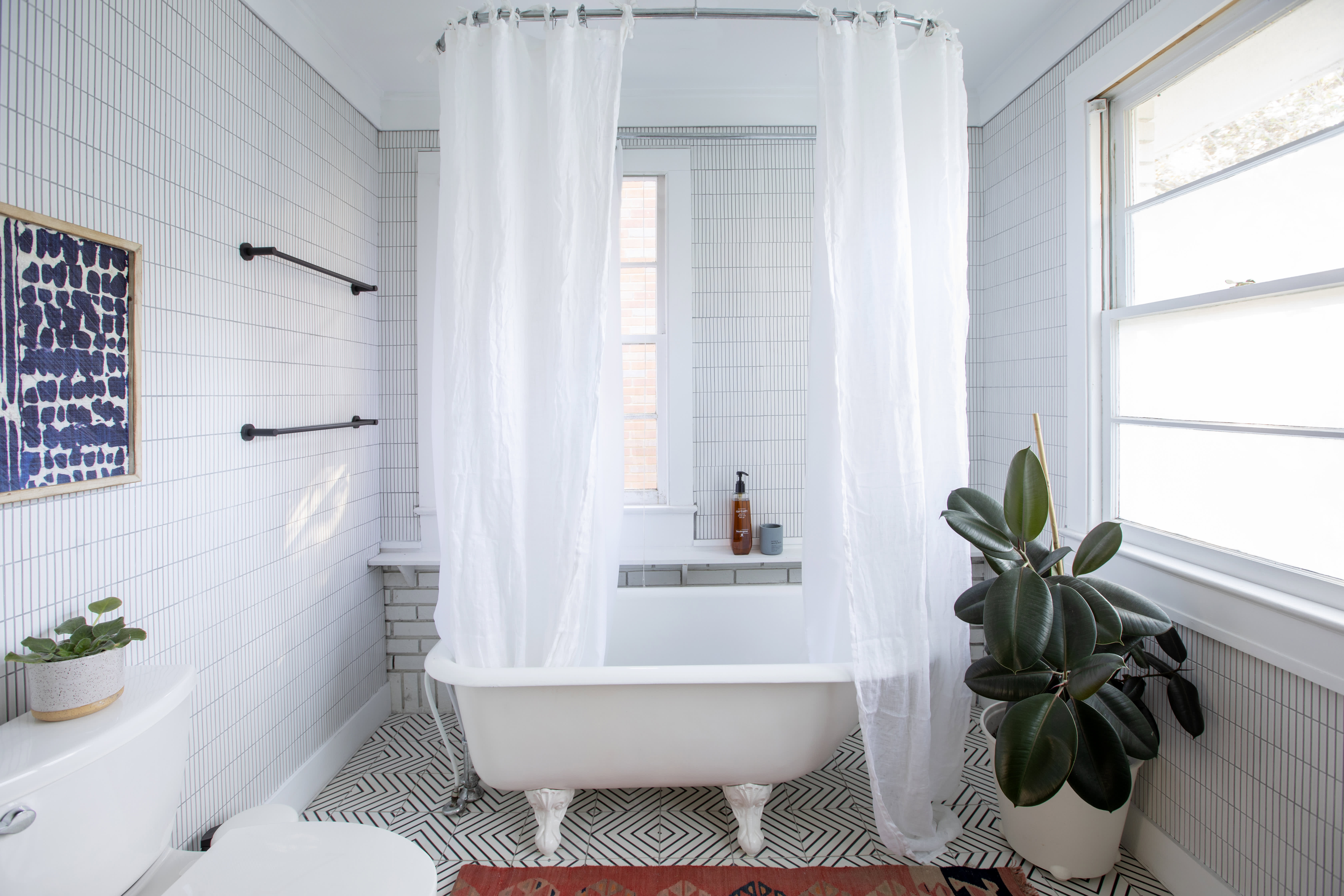 Bathroom bar for online towels